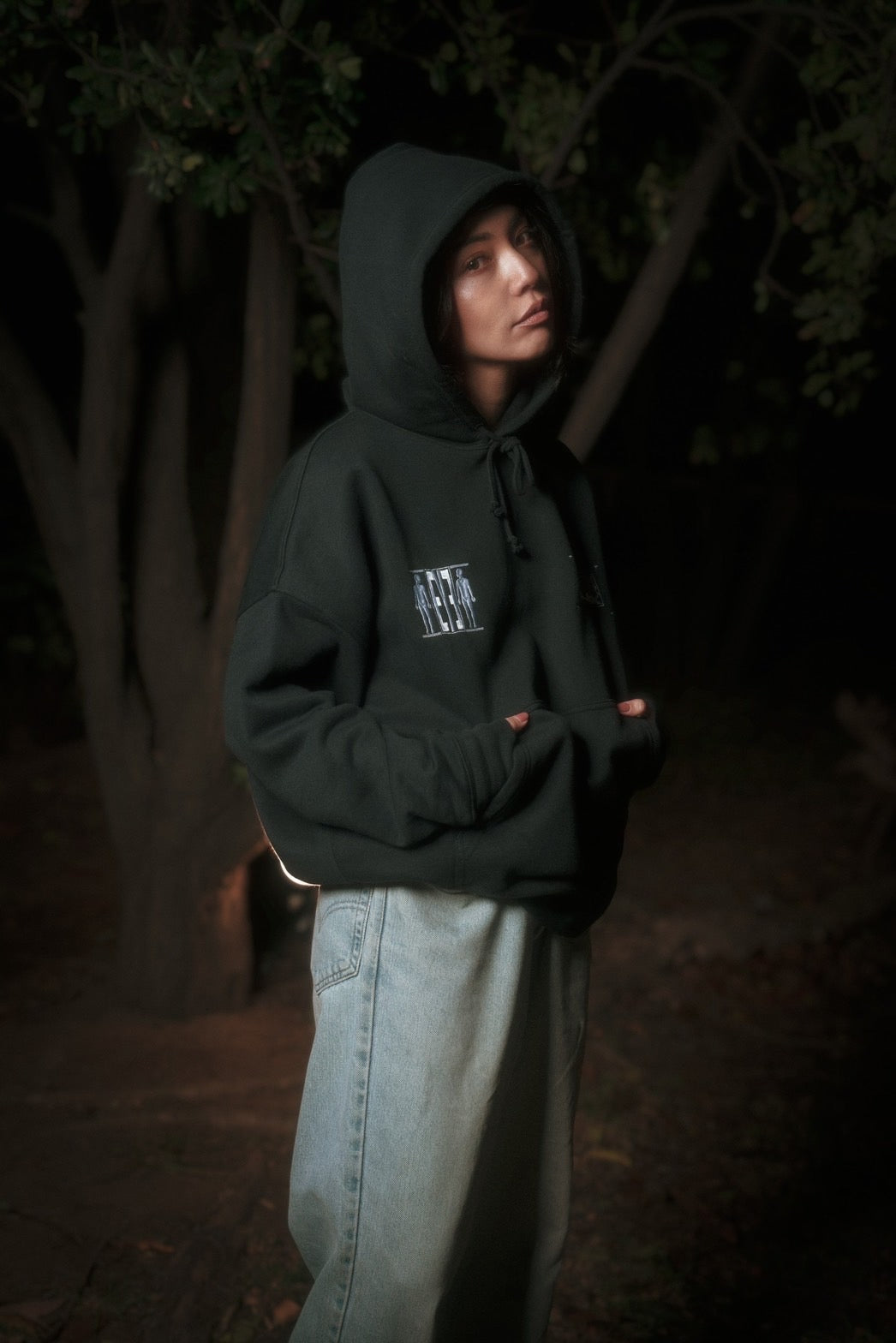 EYE SHADOW hoodie(NAVY)/EYEBLACK